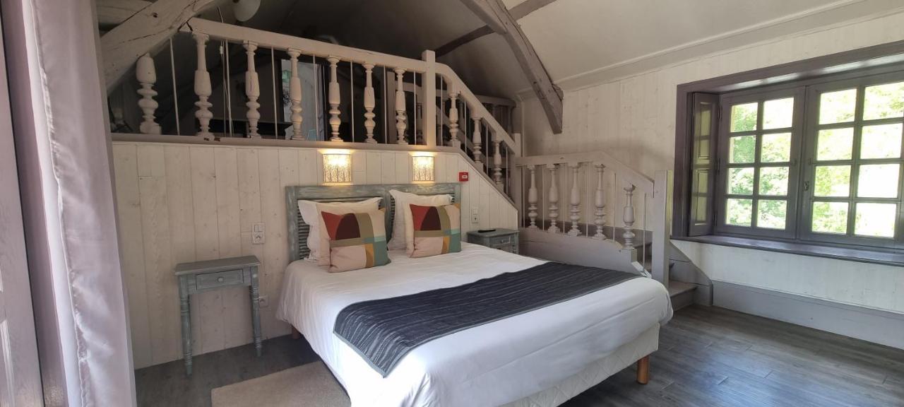 Domaine De La Courbe Hotel & Spa Le Lude エクステリア 写真
