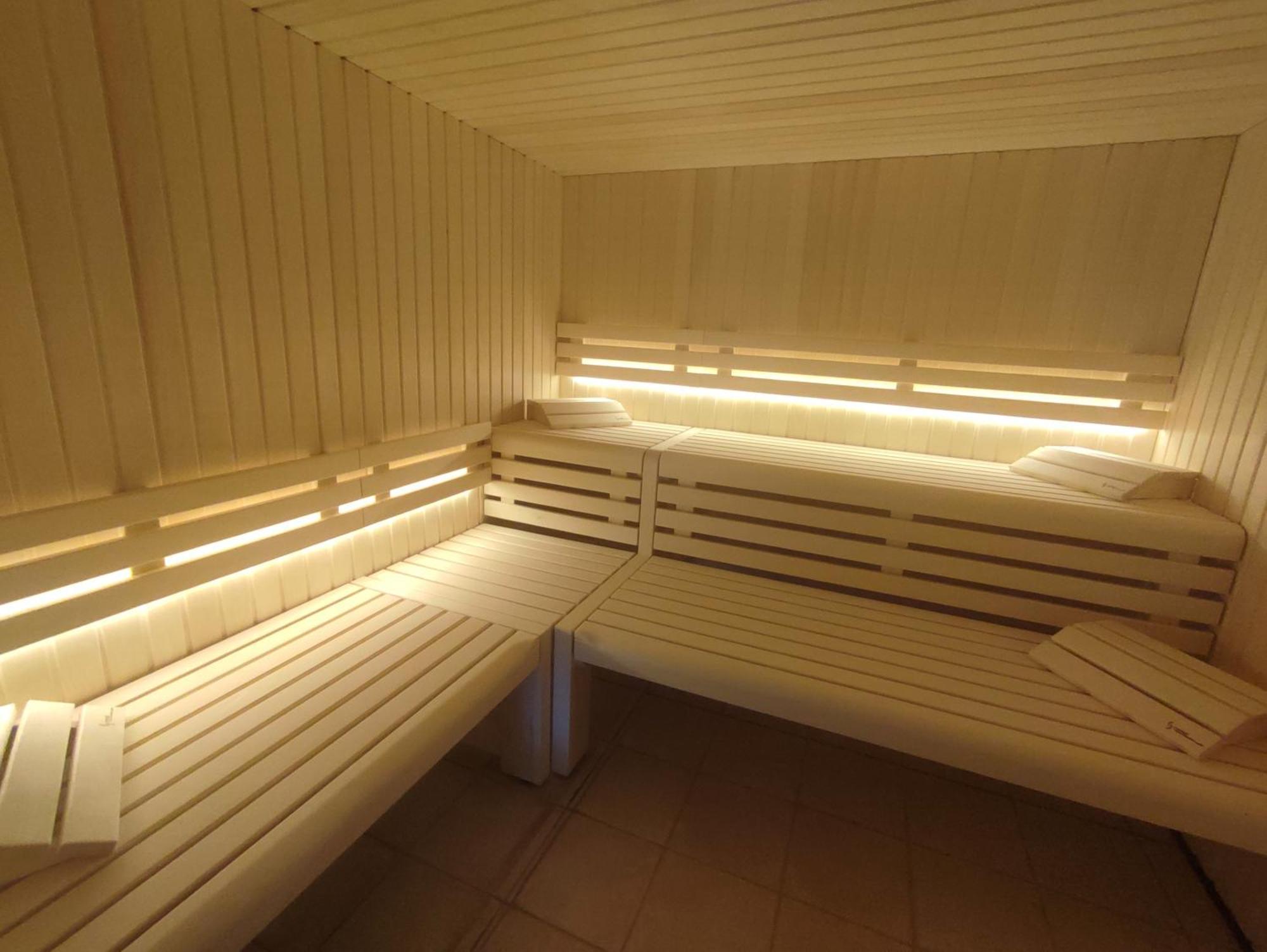 Domaine De La Courbe Hotel & Spa Le Lude エクステリア 写真