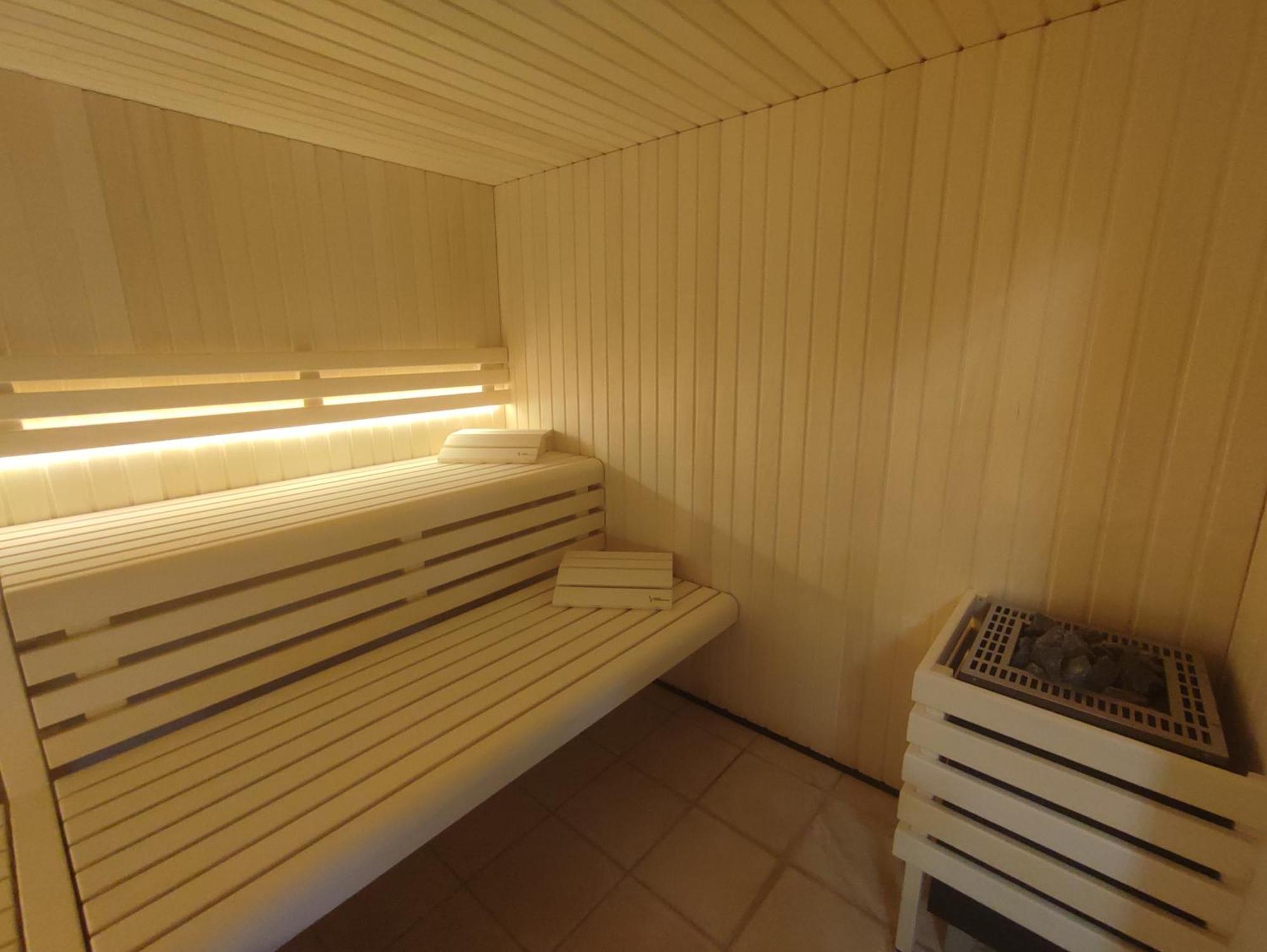 Domaine De La Courbe Hotel & Spa Le Lude エクステリア 写真