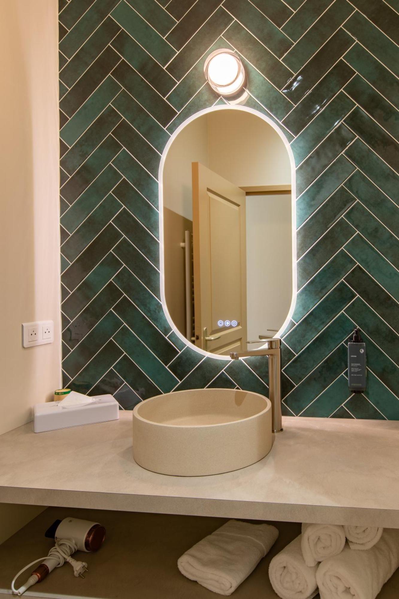 Domaine De La Courbe Hotel & Spa Le Lude エクステリア 写真