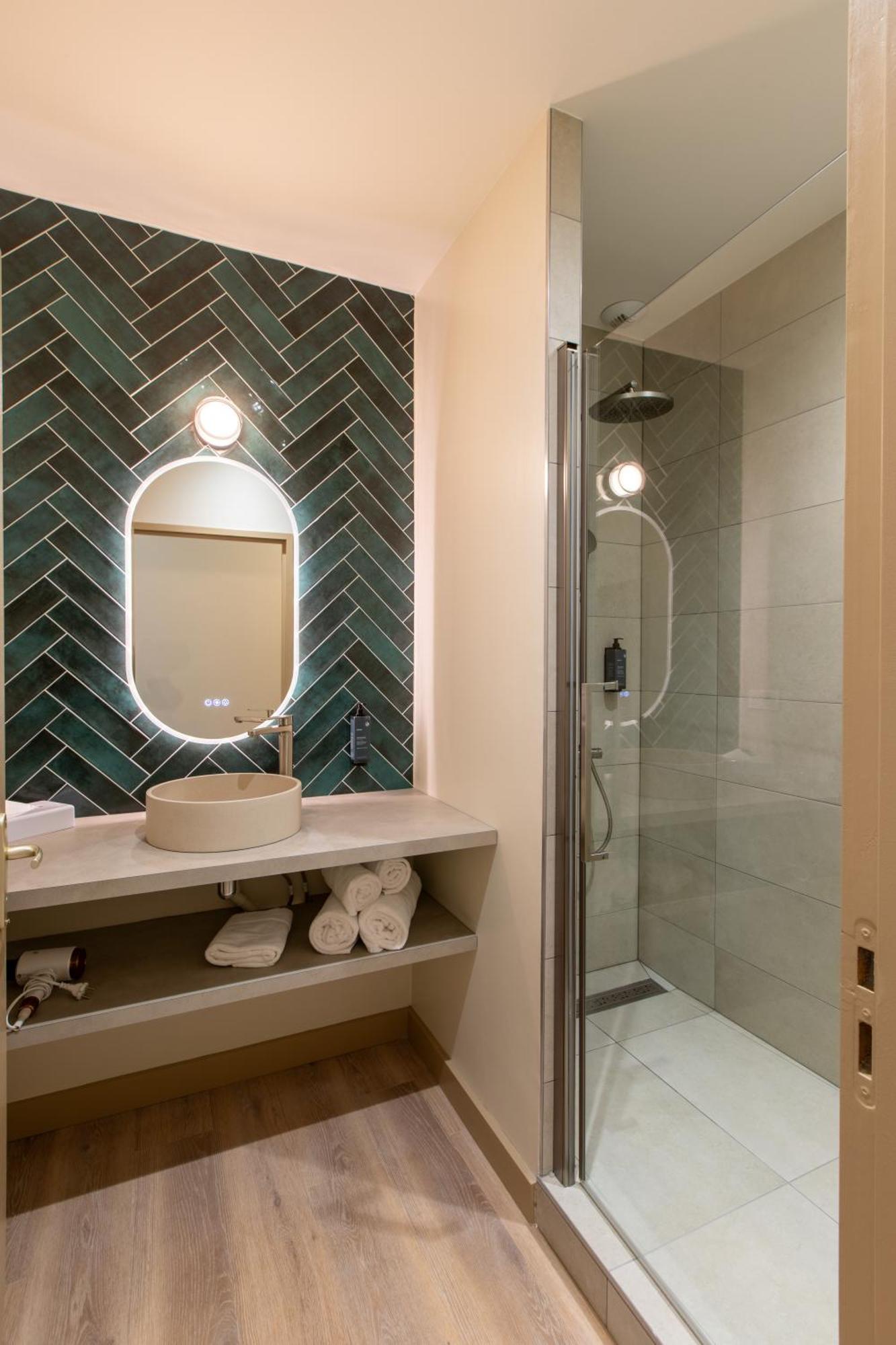 Domaine De La Courbe Hotel & Spa Le Lude エクステリア 写真