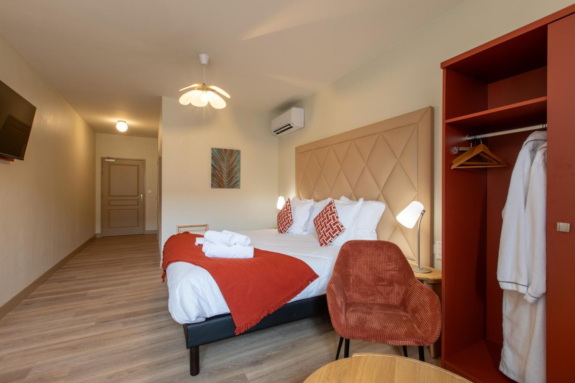 Domaine De La Courbe Hotel & Spa Le Lude エクステリア 写真